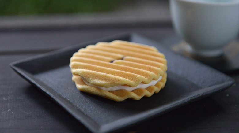 ざらめカステラ2個/黒幻月4枚/幻月4枚の詰合せ